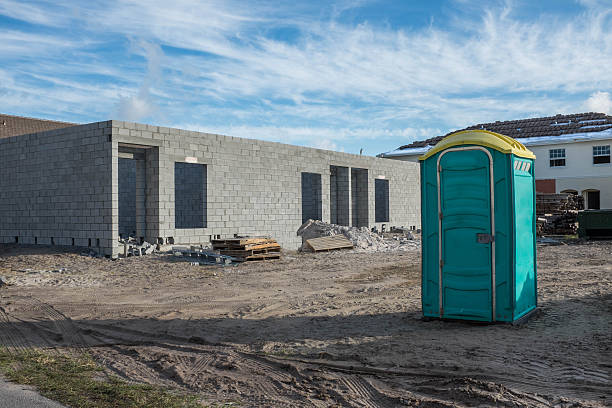 Porta potty delivery and setup in Baxley, GA